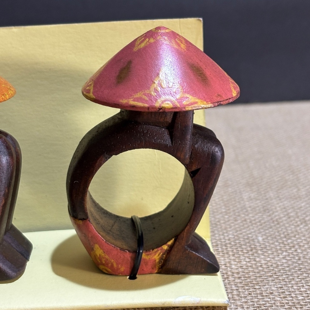 Pier 1 Imports Napkin Ring Holders Carved Wood Asian Hat Set Of‎ 4 New In Box - Picture 3 of 11